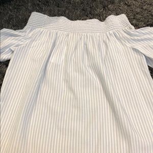 Vineyard vines off the shoulder top